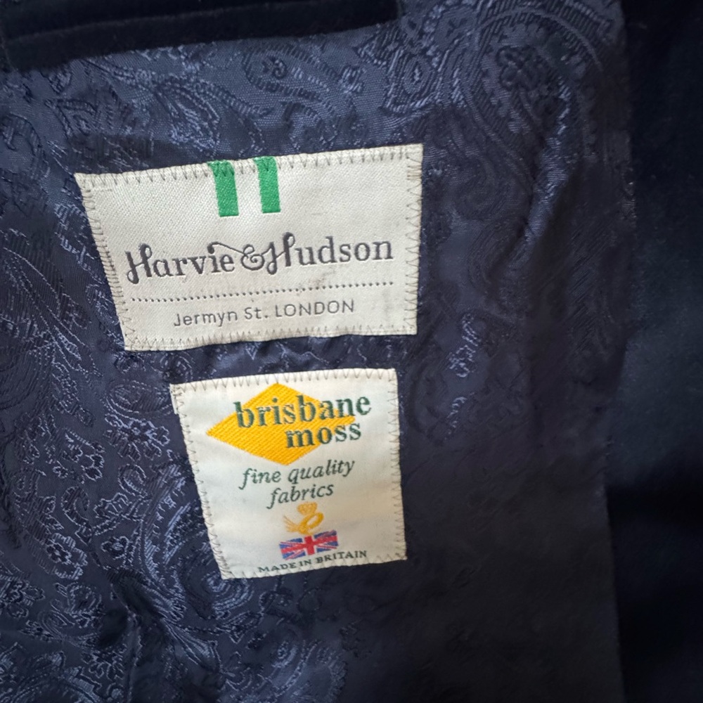 Elegant Midnight Blue Men's Blazer - Picture 4 of 4